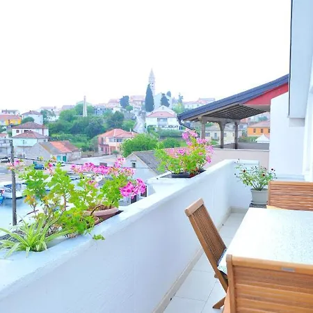 Apartment Sea View